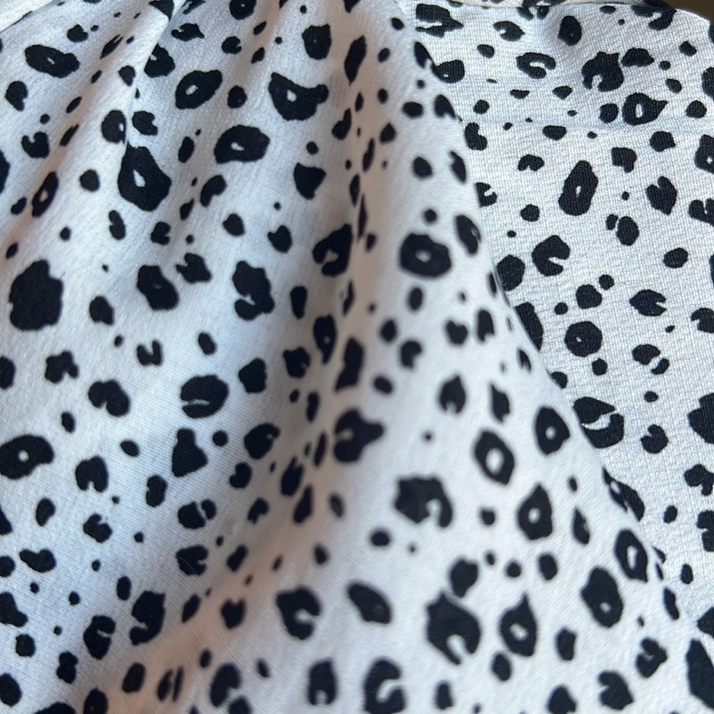 Patterned top - Picture 2 of 2